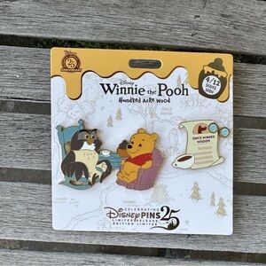 Disney Winnie the Pooh and Friends Pin Set - Yellow and Brown